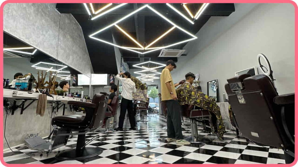 blondes the barbershop & kopikir