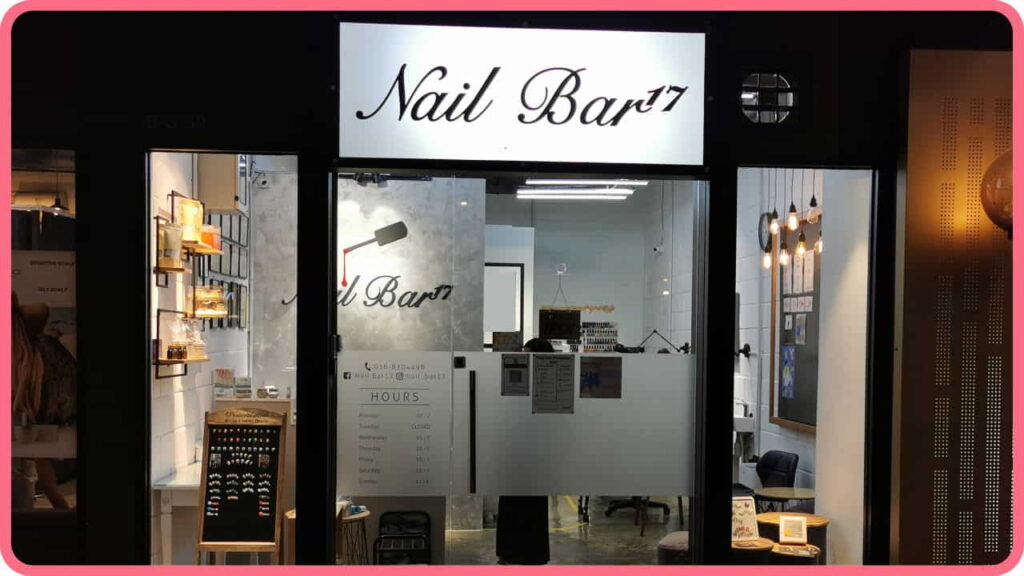 nail bar17